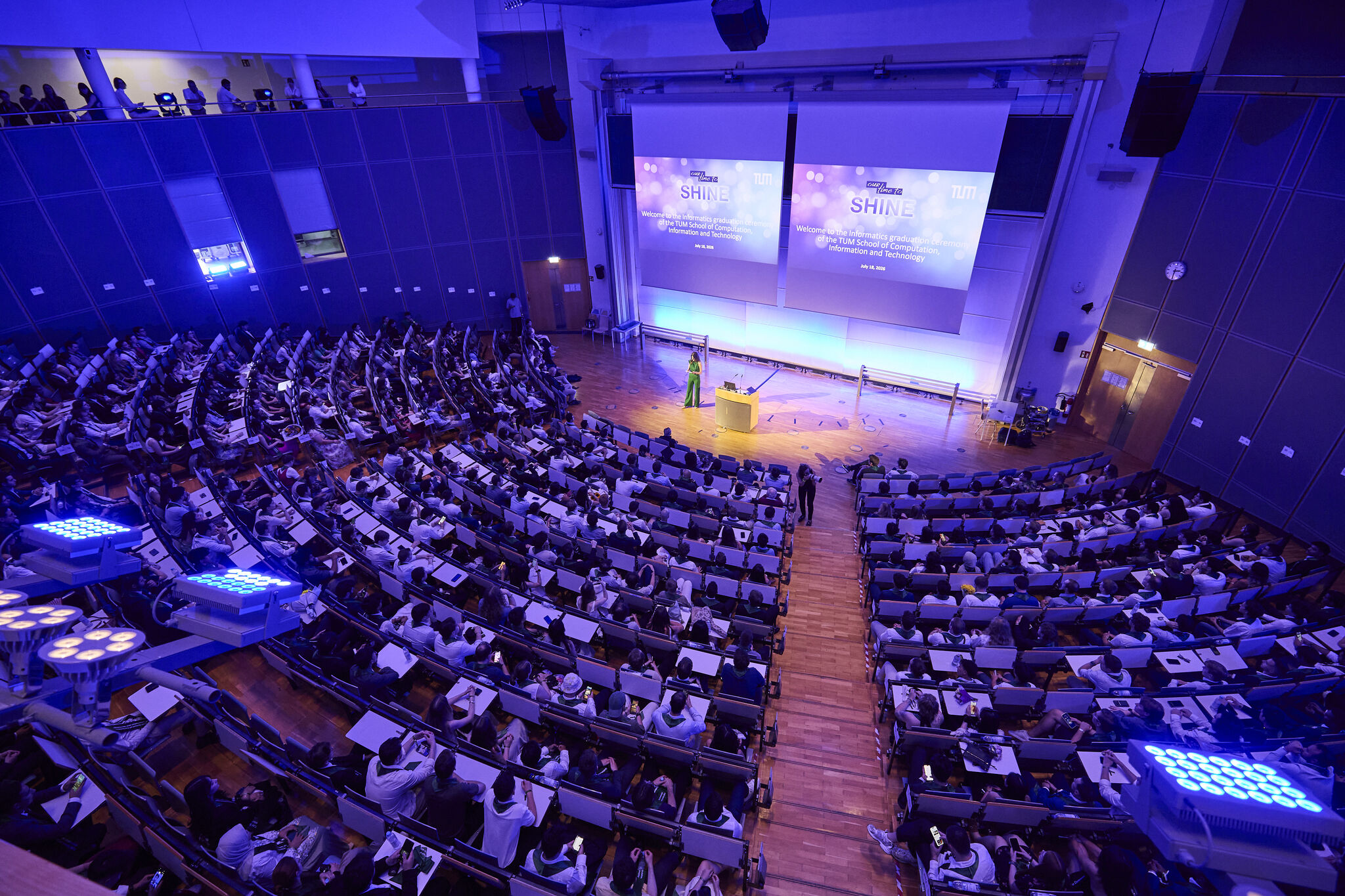 Nach dem Check-in zur TUM CIT Graduation Ceremony 2026 in Garching